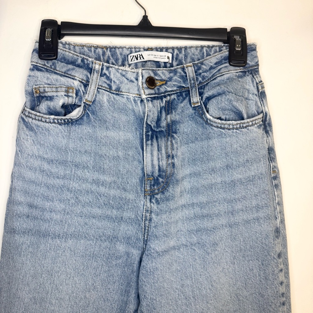 Zara High-Rise Light Wash Distressed Straight Leg Jeans – Size 2 Mom Jeans - Picture 2 of 8